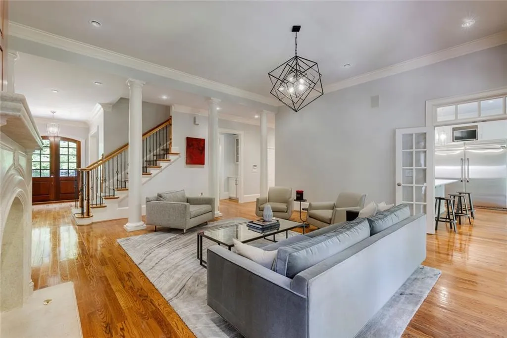 1575 Spalding Drive, Sandy Springs, Georgia 30350, 6 Bedrooms Bedrooms, ,5 BathroomsBathrooms,Residential,Sold,1575 Spalding Drive,7569214