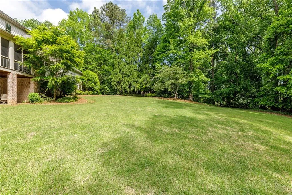 1575 Spalding Drive, Sandy Springs, Georgia 30350, 6 Bedrooms Bedrooms, ,5 BathroomsBathrooms,Residential,Sold,1575 Spalding Drive,7569214