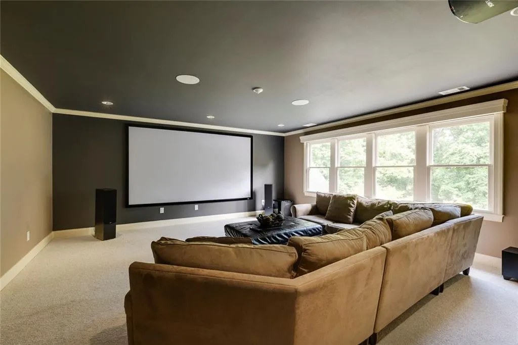 1575 Spalding Drive, Sandy Springs, Georgia 30350, 6 Bedrooms Bedrooms, ,5 BathroomsBathrooms,Residential,Sold,1575 Spalding Drive,7569214