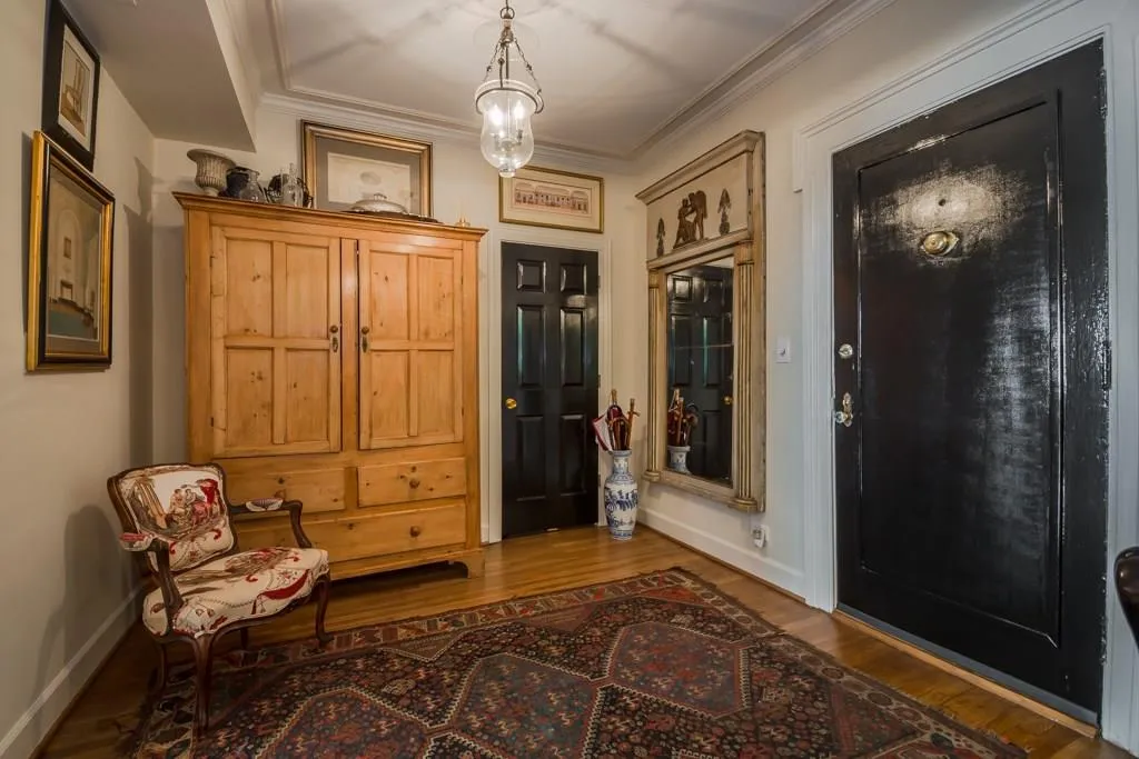 2222 Peachtree Road Nw Unit C3, Atlanta, Georgia 30309, 2 Bedrooms Bedrooms, ,2 BathroomsBathrooms,Residential,Sold,2222 Peachtree Road Nw Unit C3,5721622