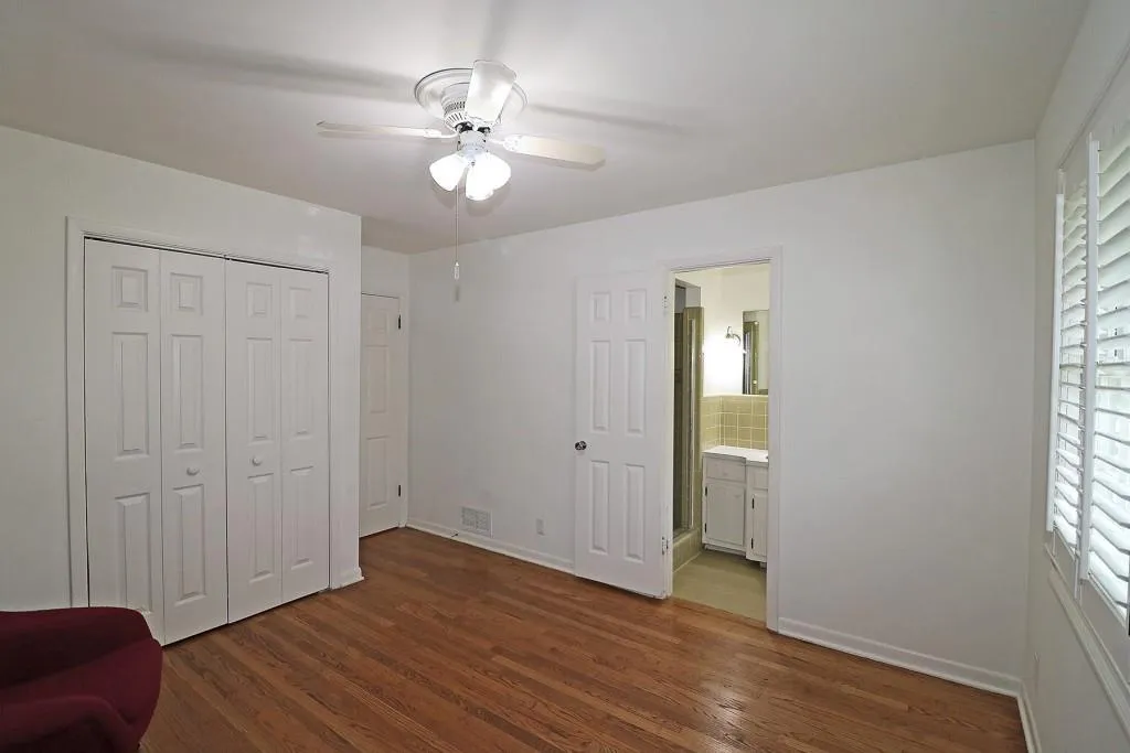 675 Edgewater Trail, Sandy Springs, Georgia 30328, 4 Bedrooms Bedrooms, ,3 BathroomsBathrooms,Residential,Sold,675 Edgewater Trail,6921682