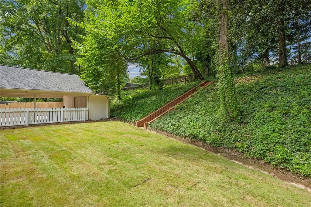 5800 Brookgreen Road, Sandy Springs, Georgia 30328, 3 Bedrooms Bedrooms, ,2 BathroomsBathrooms,Residential,Sold,5800 Brookgreen Road,7442149 5800 Brookgreen Road, Sandy Springs, Georgia 30328, 3 Bedrooms Bedrooms, ,2 BathroomsBathrooms,Residential,Sold,5800 Brookgreen Road,7442149