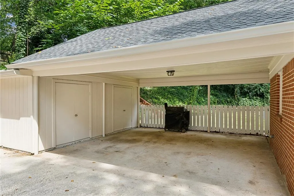 5800 Brookgreen Road, Sandy Springs, Georgia 30328, 3 Bedrooms Bedrooms, ,2 BathroomsBathrooms,Residential,Sold,5800 Brookgreen Road,7442149 5800 Brookgreen Road, Sandy Springs, Georgia 30328, 3 Bedrooms Bedrooms, ,2 BathroomsBathrooms,Residential,Sold,5800 Brookgreen Road,7442149