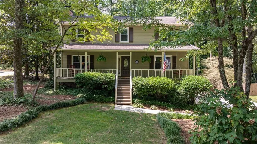 Welcome Home to 2513 Trent Drive