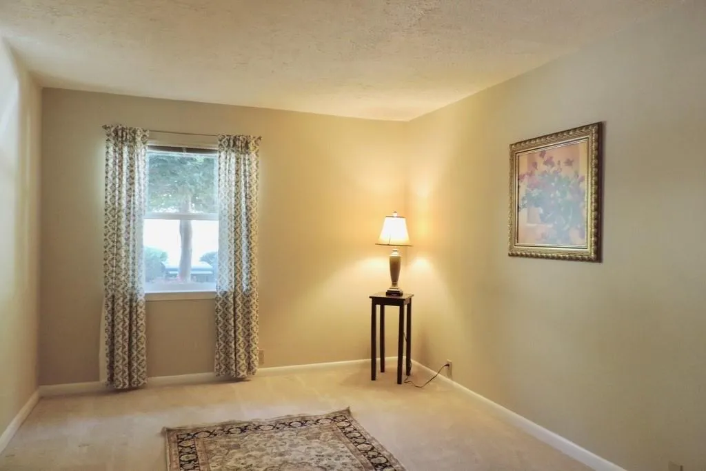 64 Dunwoody Springs Drive, Atlanta, Georgia 30328, 2 Bedrooms Bedrooms, ,2 BathroomsBathrooms,Residential,Sold,64 Dunwoody Springs Drive,6627650
