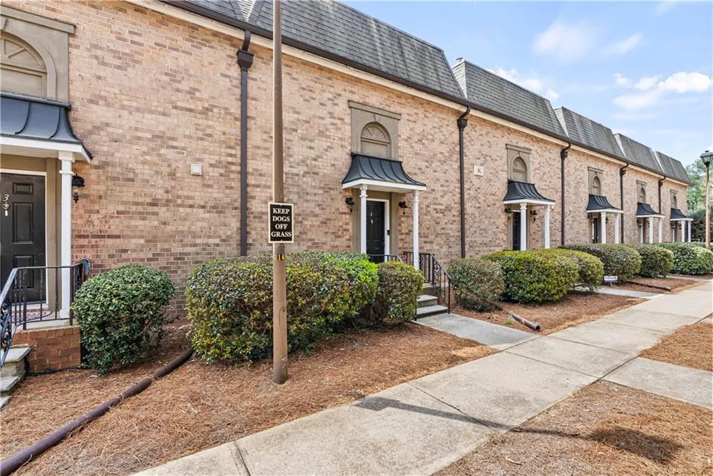 6980 Roswell Road Unit K4, Atlanta, Georgia 30328, 2 Bedrooms Bedrooms, ,1 BathroomBathrooms,Residential,For Sale,6980 Roswell Road Unit K4,7748960