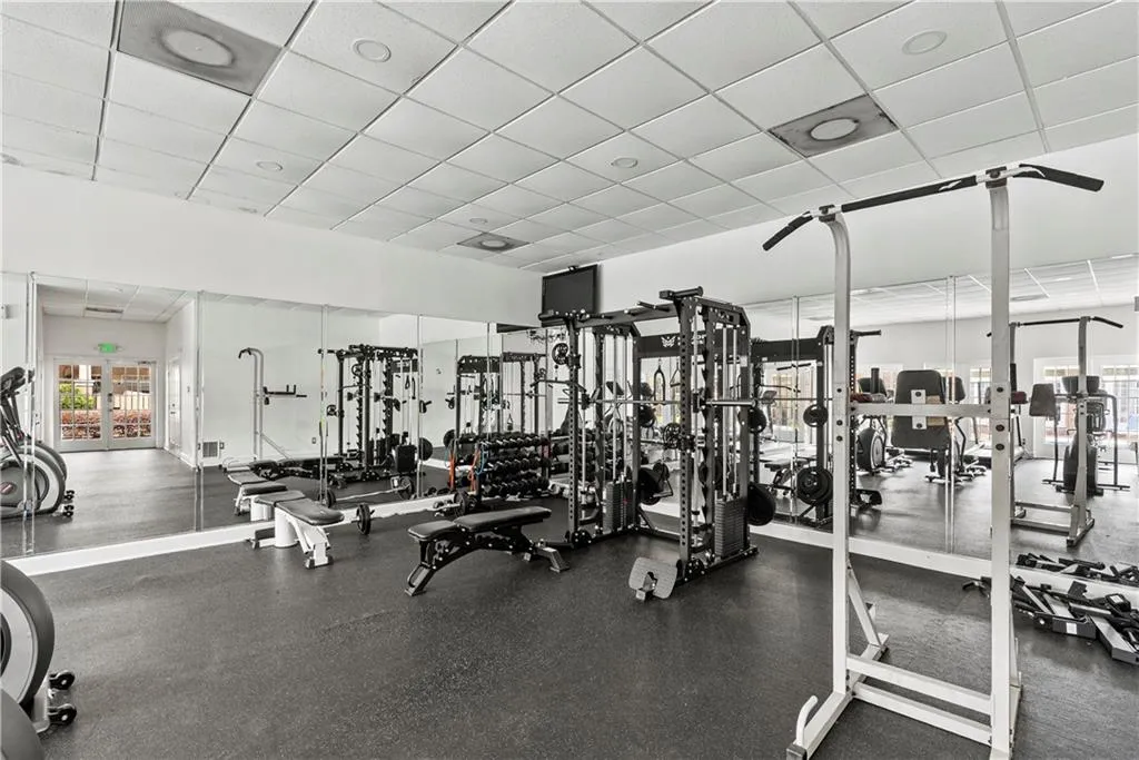 6980 Roswell Road Unit K4, Atlanta, Georgia 30328, 2 Bedrooms Bedrooms, ,1 BathroomBathrooms,Residential,For Sale,6980 Roswell Road Unit K4,7748960