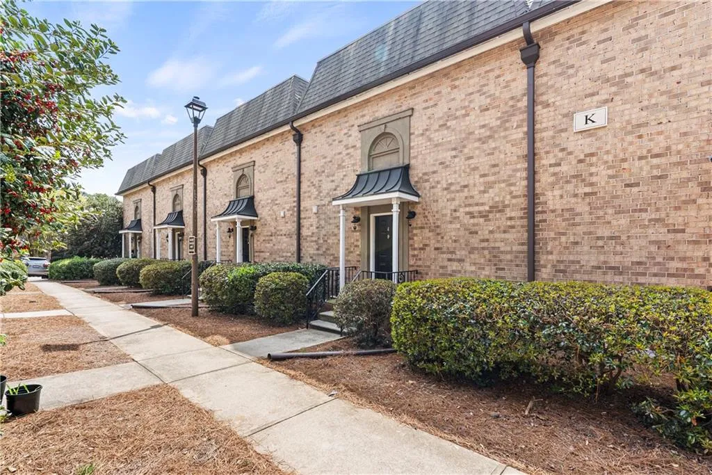 6980 Roswell Road Unit K4, Atlanta, Georgia 30328, 2 Bedrooms Bedrooms, ,1 BathroomBathrooms,Residential,For Sale,6980 Roswell Road Unit K4,7748960
