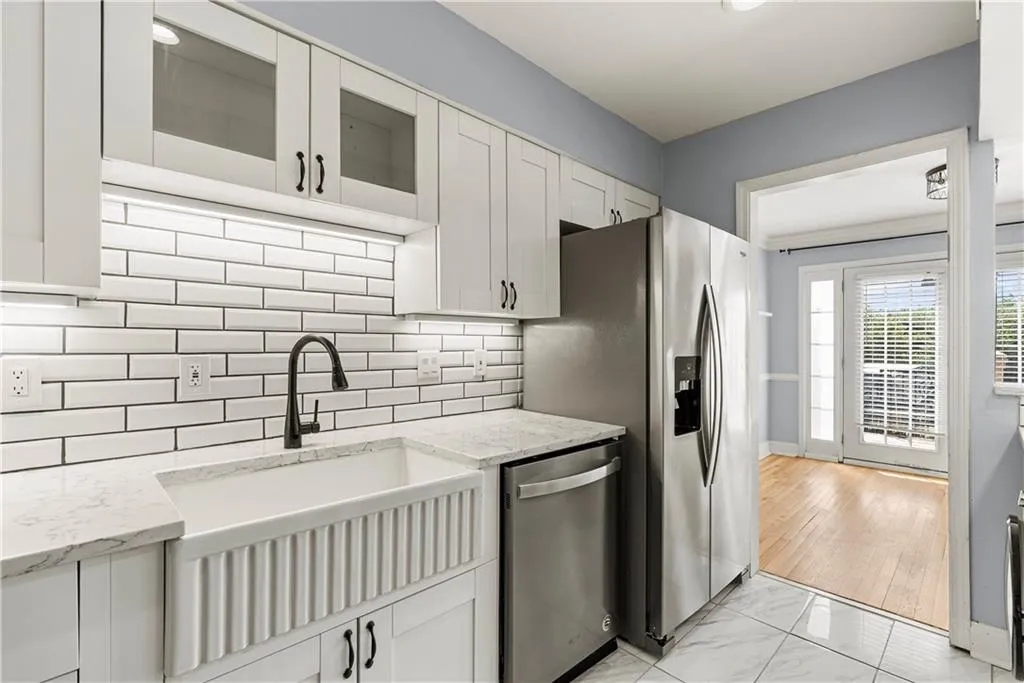 6980 Roswell Road Unit K4, Atlanta, Georgia 30328, 2 Bedrooms Bedrooms, ,1 BathroomBathrooms,Residential,For Sale,6980 Roswell Road Unit K4,7748960