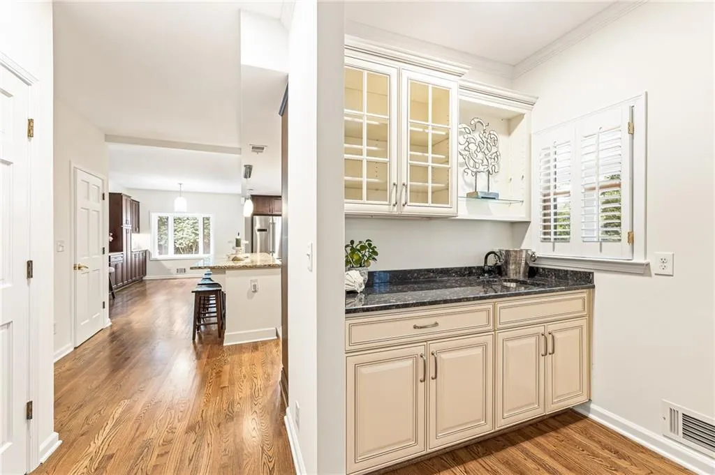 1195 Old Woodbine Road, Atlanta, Georgia 30319, 4 Bedrooms Bedrooms, ,4 BathroomsBathrooms,Residential,Sold,1195 Old Woodbine Road,7518400