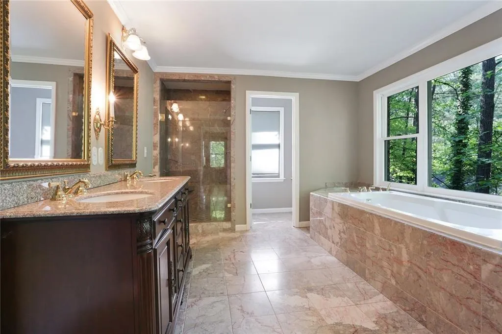 9337 Huntcliff Trace, Sandy Springs, Georgia 30350, 7 Bedrooms Bedrooms, ,5 BathroomsBathrooms,Residential,Sold,9337 Huntcliff Trace,5861722