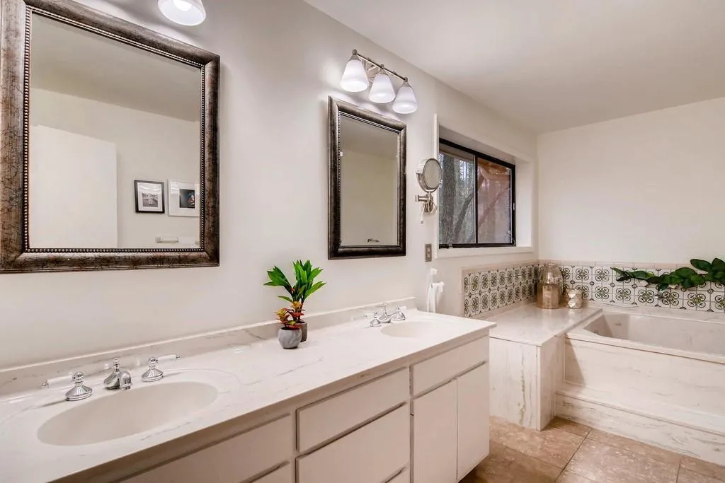 620 Idlewood Drive, Sandy Springs, Georgia 30327, 5 Bedrooms Bedrooms, ,4 BathroomsBathrooms,Residential,Sold,620 Idlewood Drive,6508911