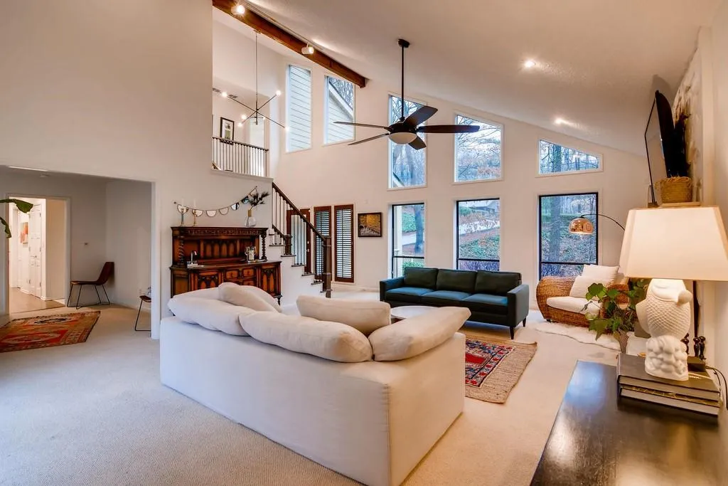 620 Idlewood Drive, Sandy Springs, Georgia 30327, 5 Bedrooms Bedrooms, ,4 BathroomsBathrooms,Residential,Sold,620 Idlewood Drive,6508911