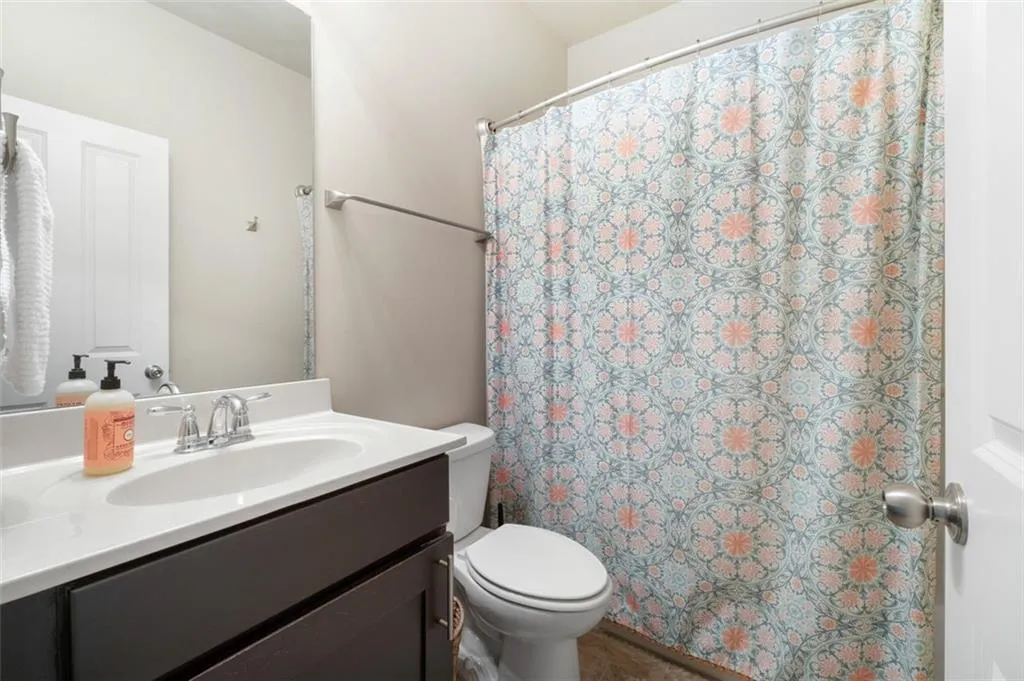 7565 Highland Bluff, Atlanta, Georgia 30328, 3 Bedrooms Bedrooms, ,3 BathroomsBathrooms,Residential,Sold,7565 Highland Bluff,7444887