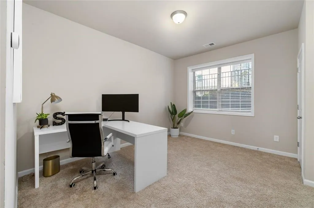 7565 Highland Bluff, Atlanta, Georgia 30328, 3 Bedrooms Bedrooms, ,3 BathroomsBathrooms,Residential,Sold,7565 Highland Bluff,7444887