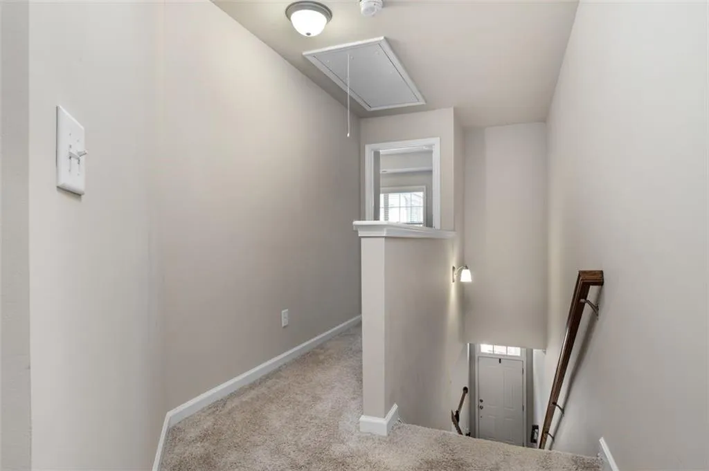 7565 Highland Bluff, Atlanta, Georgia 30328, 3 Bedrooms Bedrooms, ,3 BathroomsBathrooms,Residential,Sold,7565 Highland Bluff,7444887