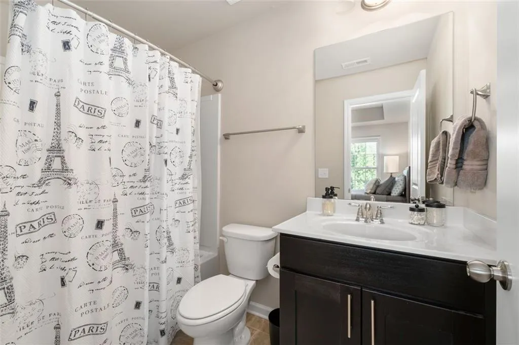 7565 Highland Bluff, Atlanta, Georgia 30328, 3 Bedrooms Bedrooms, ,3 BathroomsBathrooms,Residential,Sold,7565 Highland Bluff,7444887