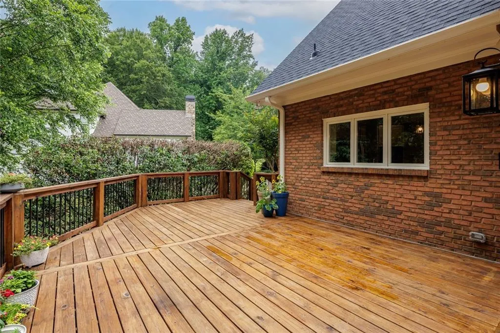 320 Rumford Point, Sandy Springs, Georgia 30350, 6 Bedrooms Bedrooms, ,4 BathroomsBathrooms,Residential,Sold,320 Rumford Point,7231496