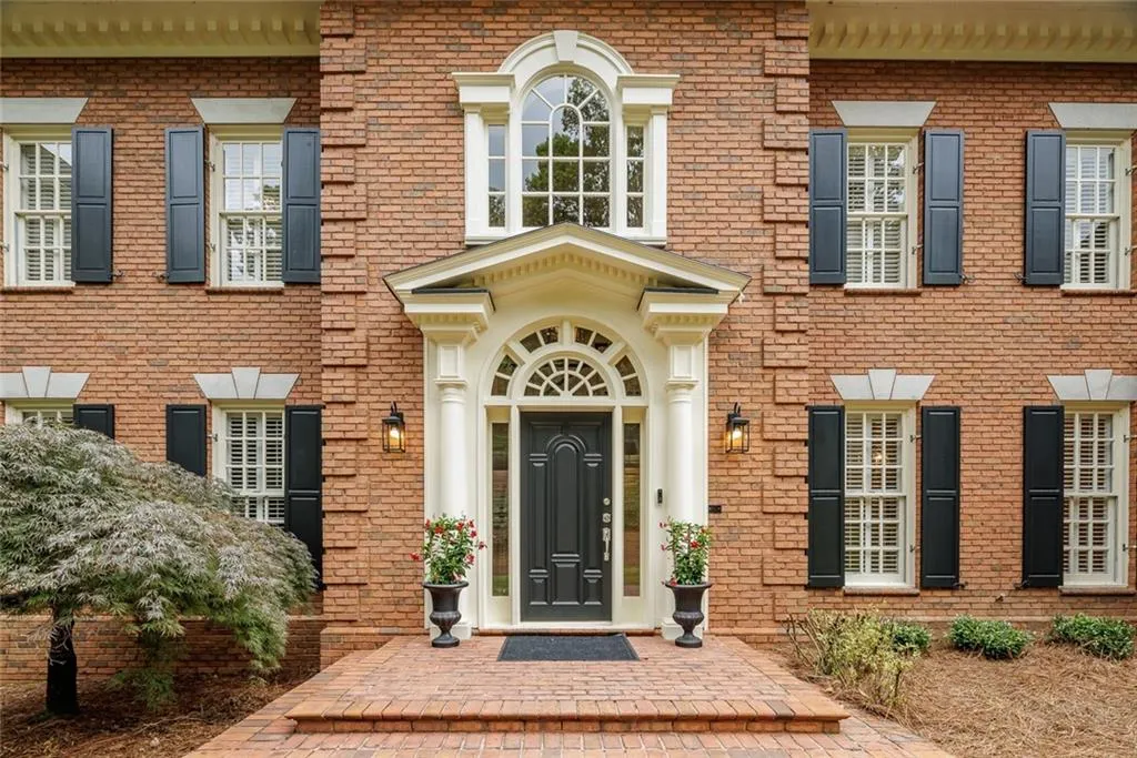 320 Rumford Point, Sandy Springs, Georgia 30350, 6 Bedrooms Bedrooms, ,4 BathroomsBathrooms,Residential,Sold,320 Rumford Point,7231496