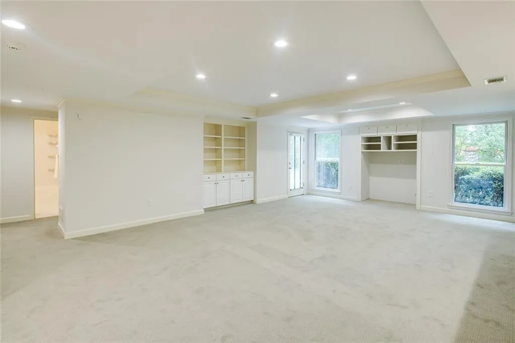 320 Rumford Point, Sandy Springs, Georgia 30350, 6 Bedrooms Bedrooms, ,4 BathroomsBathrooms,Residential,Sold,320 Rumford Point,7231496