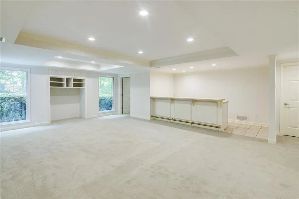 320 Rumford Point, Sandy Springs, Georgia 30350, 6 Bedrooms Bedrooms, ,4 BathroomsBathrooms,Residential,Sold,320 Rumford Point,7231496
