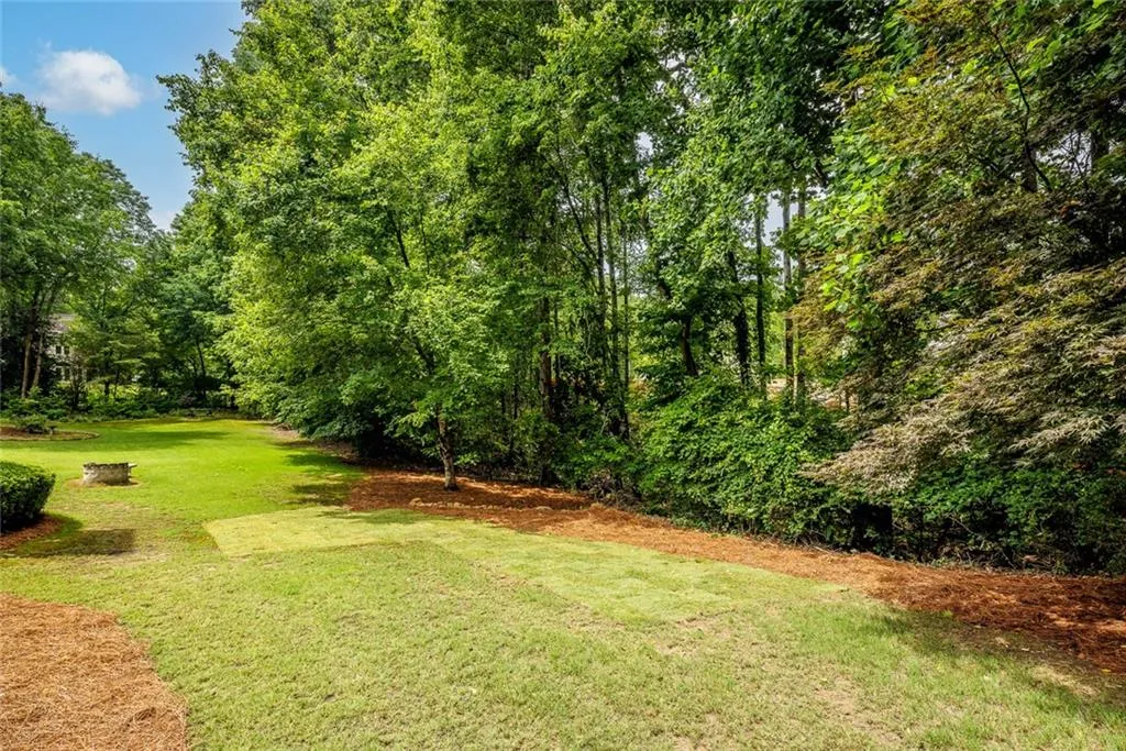 320 Rumford Point, Sandy Springs, Georgia 30350, 6 Bedrooms Bedrooms, ,4 BathroomsBathrooms,Residential,Sold,320 Rumford Point,7231496