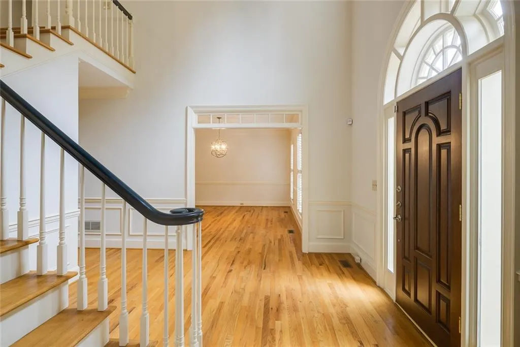320 Rumford Point, Sandy Springs, Georgia 30350, 6 Bedrooms Bedrooms, ,4 BathroomsBathrooms,Residential,Sold,320 Rumford Point,7231496