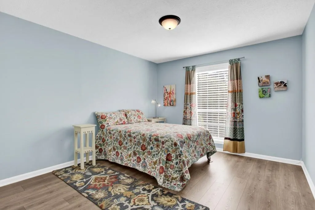 6851 Roswell Road Unit E-1, Sandy Springs, Georgia 30328, 3 Bedrooms Bedrooms, ,2 BathroomsBathrooms,Residential,Sold,6851 Roswell Road Unit E-1,7130156