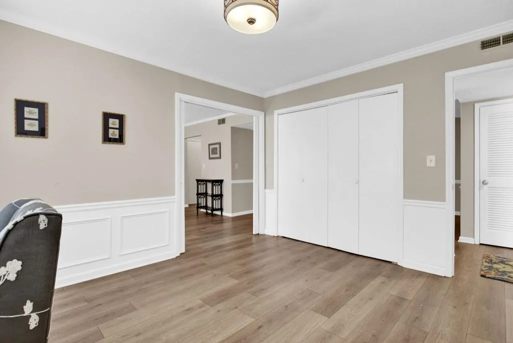 6851 Roswell Road Unit E-1, Sandy Springs, Georgia 30328, 3 Bedrooms Bedrooms, ,2 BathroomsBathrooms,Residential,Sold,6851 Roswell Road Unit E-1,7130156