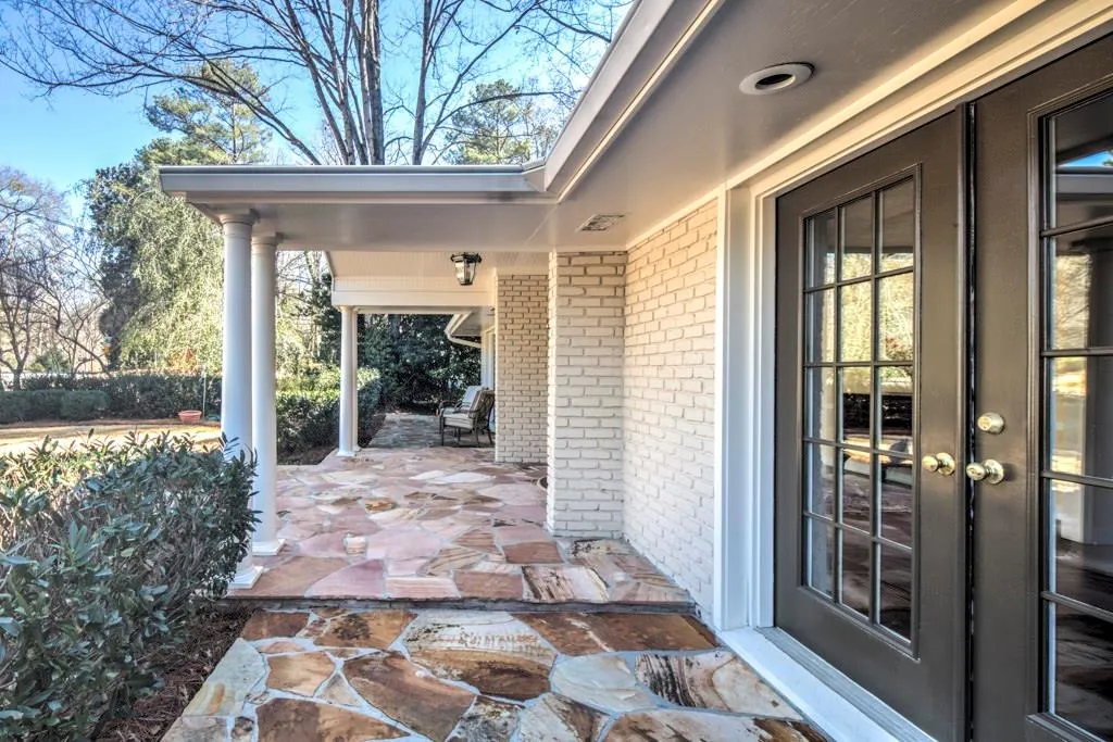 3390 Pine Meadow Road Nw, Atlanta, Georgia 30327, 5 Bedrooms Bedrooms, ,3 BathroomsBathrooms,Residential,Sold,3390 Pine Meadow Road Nw,5962680