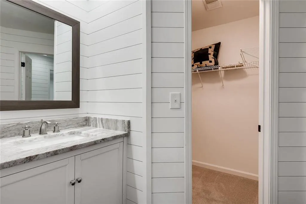 135 Belmont Trace, Sandy Springs, Georgia 30328, 4 Bedrooms Bedrooms, ,3 BathroomsBathrooms,Residential,Sold,135 Belmont Trace,6109803