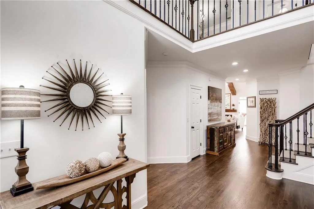135 Belmont Trace, Sandy Springs, Georgia 30328, 4 Bedrooms Bedrooms, ,3 BathroomsBathrooms,Residential,Sold,135 Belmont Trace,6109803