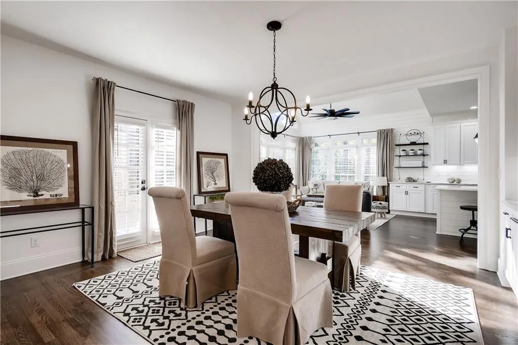 135 Belmont Trace, Sandy Springs, Georgia 30328, 4 Bedrooms Bedrooms, ,3 BathroomsBathrooms,Residential,Sold,135 Belmont Trace,6109803