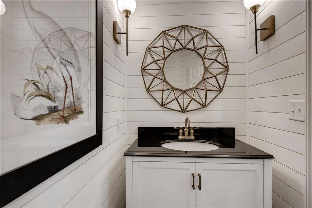 135 Belmont Trace, Sandy Springs, Georgia 30328, 4 Bedrooms Bedrooms, ,3 BathroomsBathrooms,Residential,Sold,135 Belmont Trace,6109803