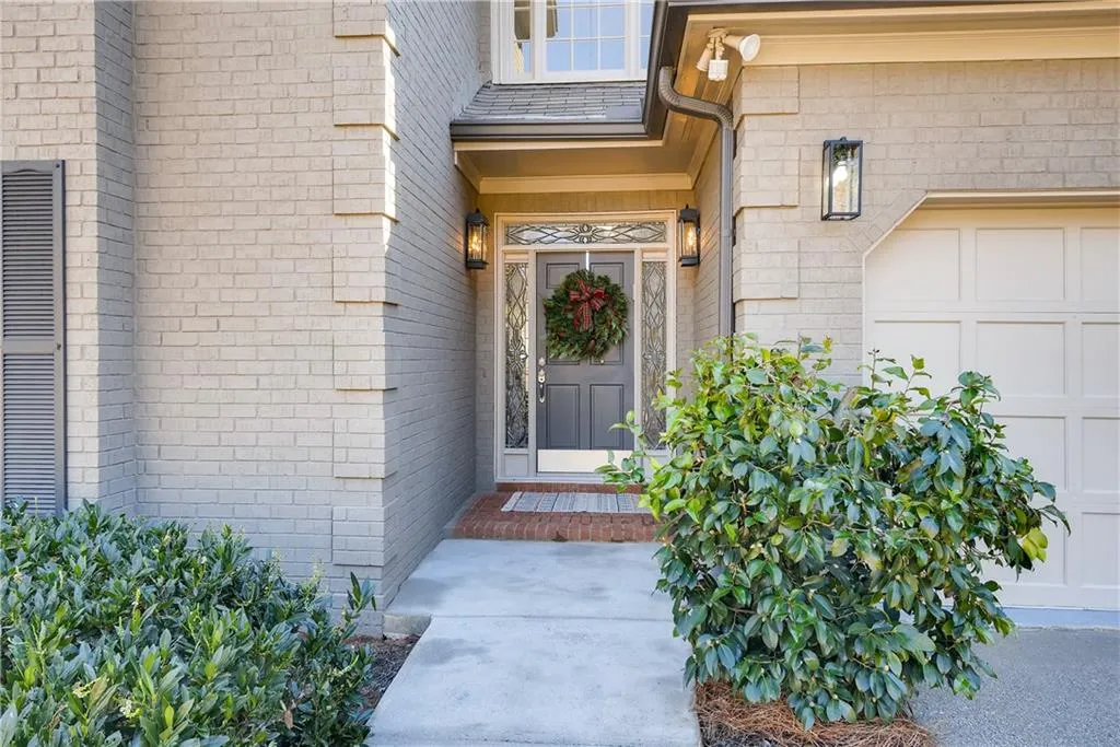 135 Belmont Trace, Sandy Springs, Georgia 30328, 4 Bedrooms Bedrooms, ,3 BathroomsBathrooms,Residential,Sold,135 Belmont Trace,6109803