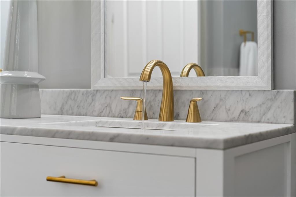 6337 Cotswold Lane, Atlanta, Georgia 30328, 5 Bedrooms Bedrooms, ,4 BathroomsBathrooms,Residential,Sold,6337 Cotswold Lane,7233787