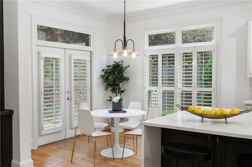 6337 Cotswold Lane, Atlanta, Georgia 30328, 5 Bedrooms Bedrooms, ,4 BathroomsBathrooms,Residential,Sold,6337 Cotswold Lane,7233787