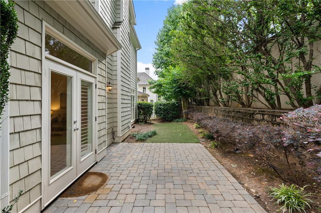 6337 Cotswold Lane, Atlanta, Georgia 30328, 5 Bedrooms Bedrooms, ,4 BathroomsBathrooms,Residential,Sold,6337 Cotswold Lane,7233787