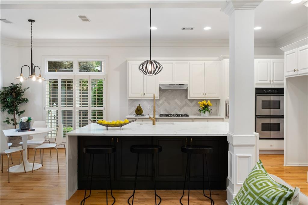 6337 Cotswold Lane, Atlanta, Georgia 30328, 5 Bedrooms Bedrooms, ,4 BathroomsBathrooms,Residential,Sold,6337 Cotswold Lane,7233787