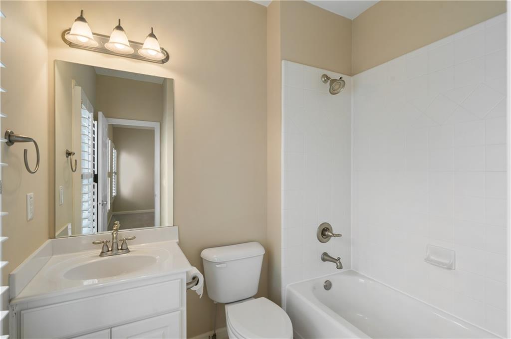 6337 Cotswold Lane, Atlanta, Georgia 30328, 5 Bedrooms Bedrooms, ,4 BathroomsBathrooms,Residential,Sold,6337 Cotswold Lane,7233787