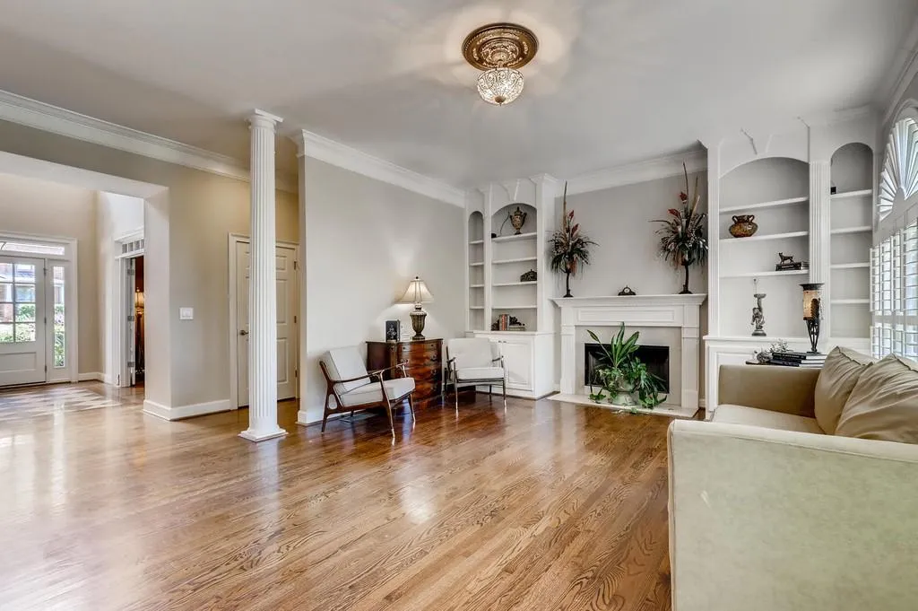 565 Trowbrook Road, Sandy Springs, Georgia 30350, 5 Bedrooms Bedrooms, ,4 BathroomsBathrooms,Residential,Sold,565 Trowbrook Road,6757403