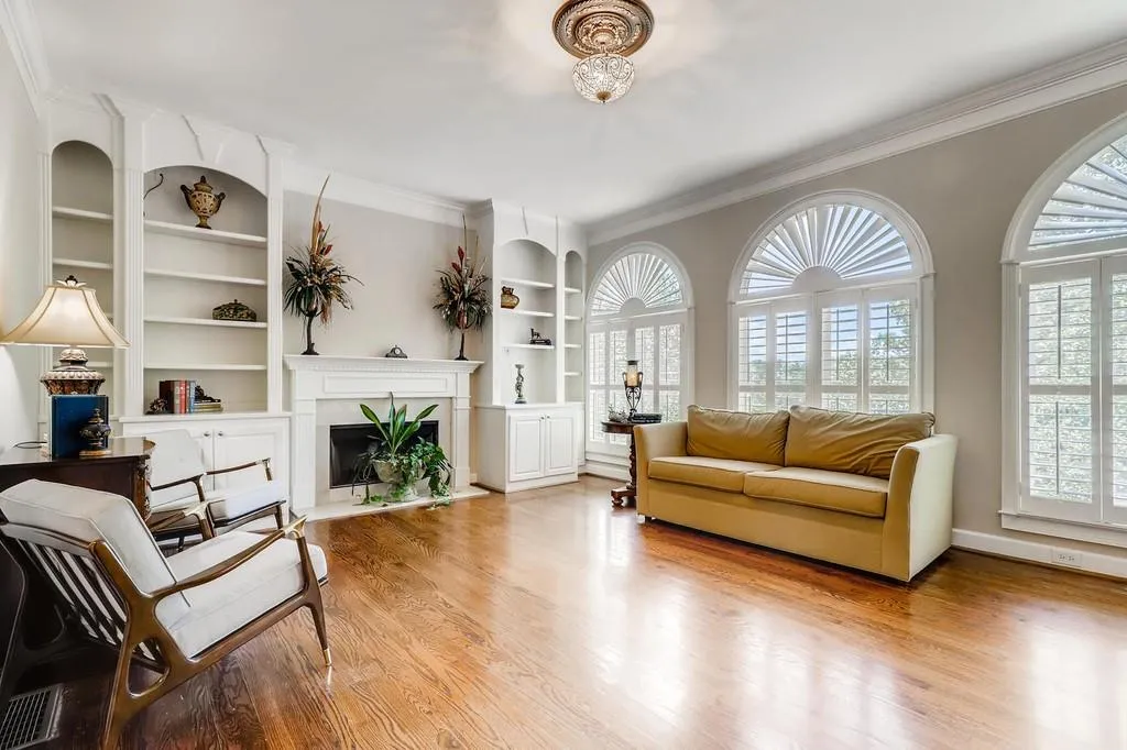 565 Trowbrook Road, Sandy Springs, Georgia 30350, 5 Bedrooms Bedrooms, ,4 BathroomsBathrooms,Residential,Sold,565 Trowbrook Road,6757403