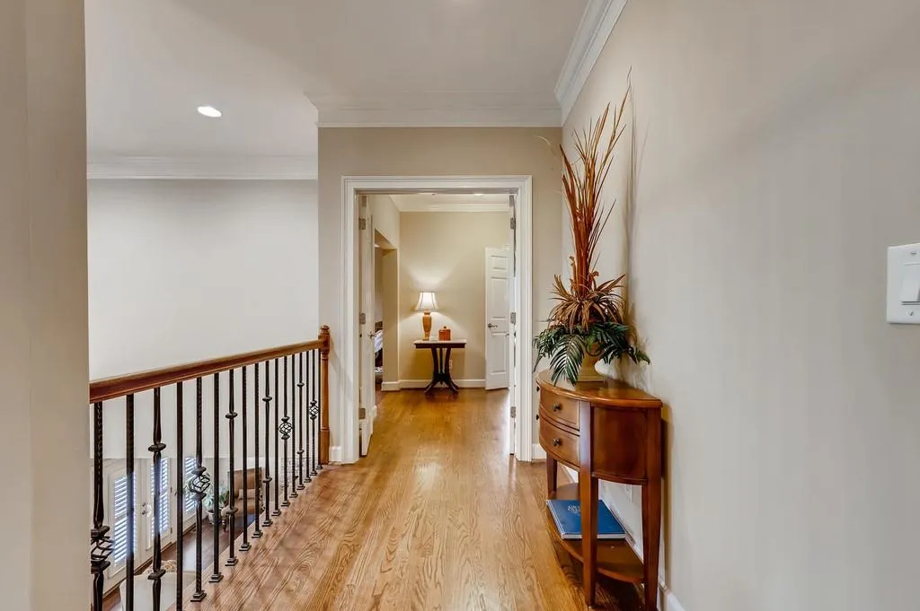 565 Trowbrook Road, Sandy Springs, Georgia 30350, 5 Bedrooms Bedrooms, ,4 BathroomsBathrooms,Residential,Sold,565 Trowbrook Road,6757403
