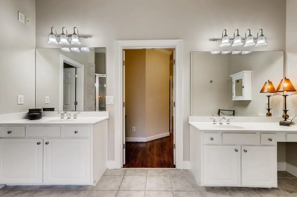 565 Trowbrook Road, Sandy Springs, Georgia 30350, 5 Bedrooms Bedrooms, ,4 BathroomsBathrooms,Residential,Sold,565 Trowbrook Road,6757403