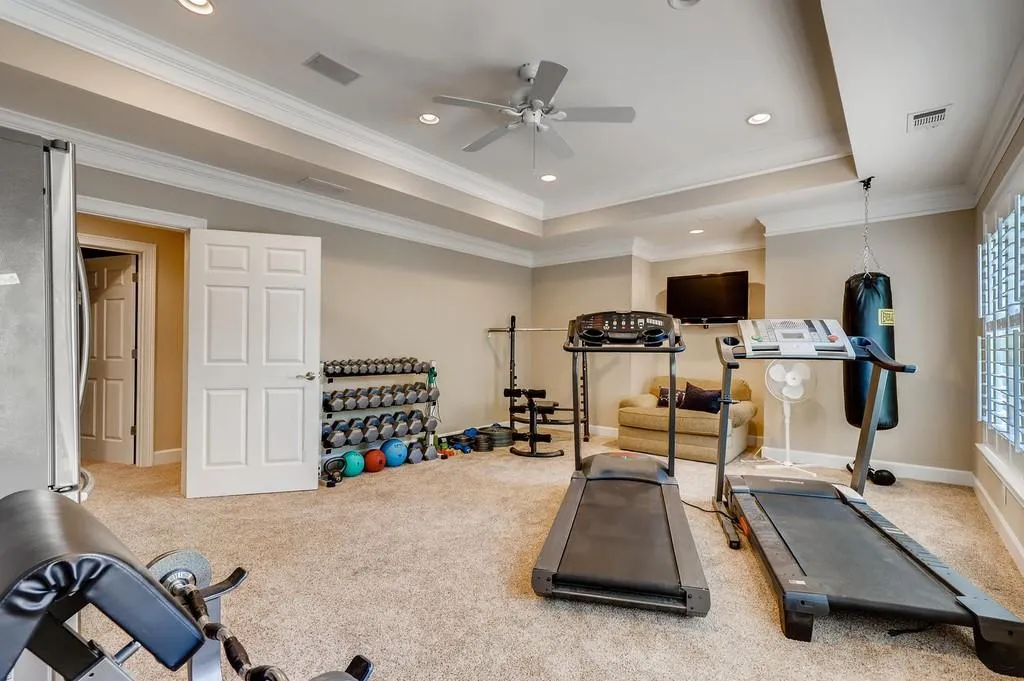 565 Trowbrook Road, Sandy Springs, Georgia 30350, 5 Bedrooms Bedrooms, ,4 BathroomsBathrooms,Residential,Sold,565 Trowbrook Road,6757403