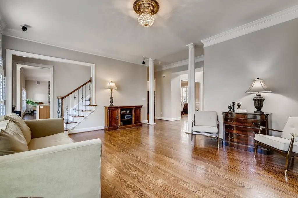 565 Trowbrook Road, Sandy Springs, Georgia 30350, 5 Bedrooms Bedrooms, ,4 BathroomsBathrooms,Residential,Sold,565 Trowbrook Road,6757403
