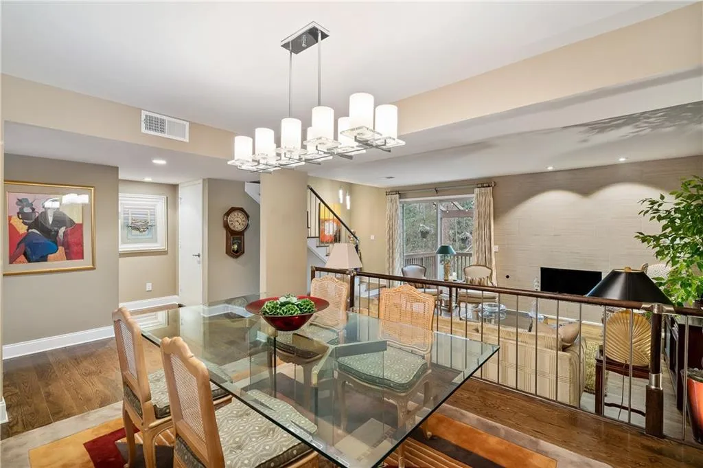 49 Prospect Place, Sandy Springs, Georgia 30328, 2 Bedrooms Bedrooms, ,2 BathroomsBathrooms,Residential,Sold,49 Prospect Place,7180448
