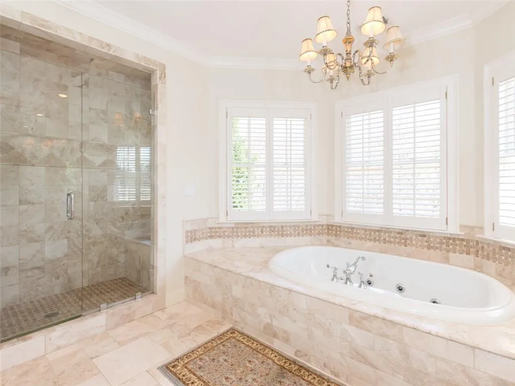 5605 Claire Rose Lane, Sandy Springs, Georgia 30327, 5 Bedrooms Bedrooms, ,6 BathroomsBathrooms,Residential,Sold,5605 Claire Rose Lane,5663446