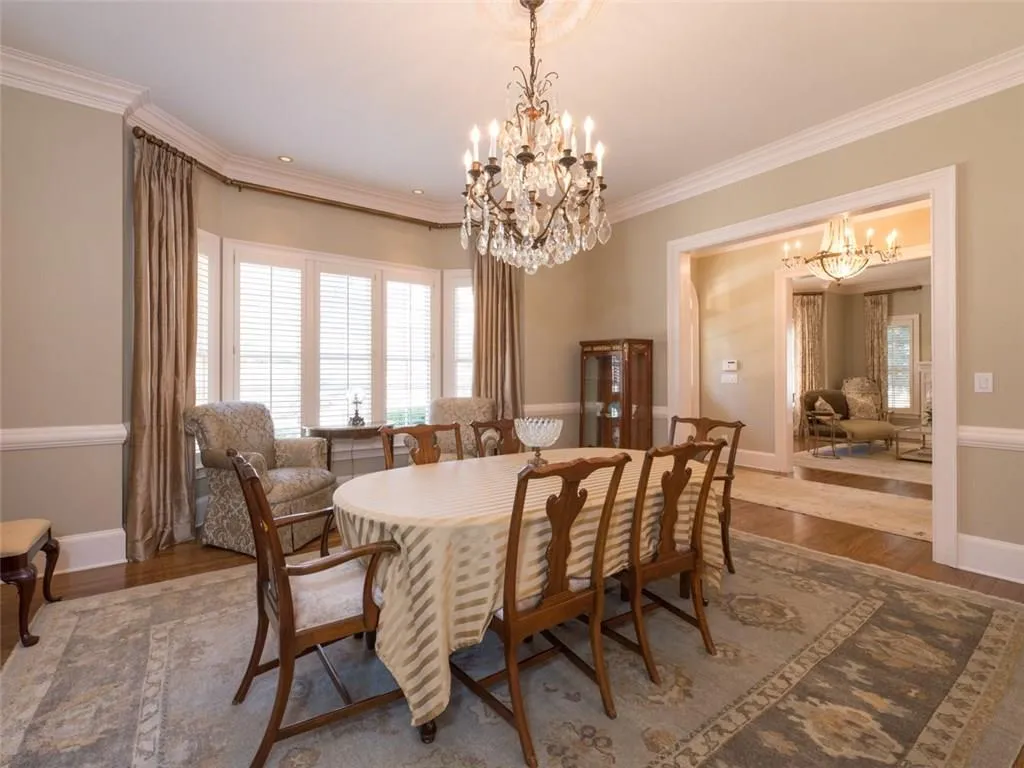 5605 Claire Rose Lane, Sandy Springs, Georgia 30327, 5 Bedrooms Bedrooms, ,6 BathroomsBathrooms,Residential,Sold,5605 Claire Rose Lane,5663446