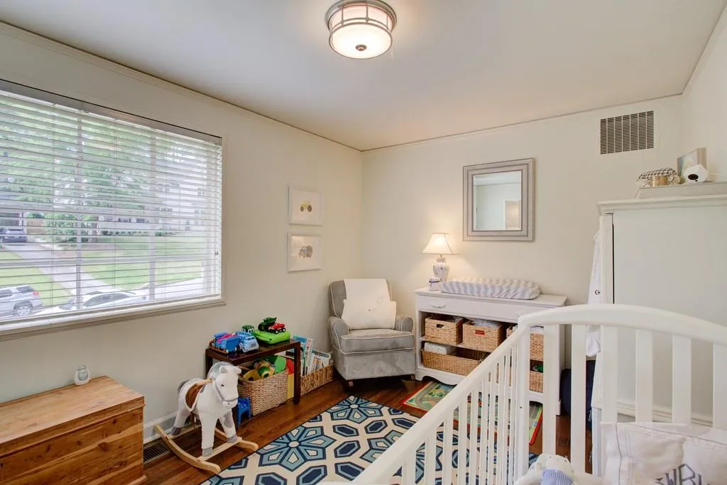 380 Pine Forest Road, Atlanta, Georgia 30342, 3 Bedrooms Bedrooms, ,2 BathroomsBathrooms,Residential,Sold,380 Pine Forest Road,6876302